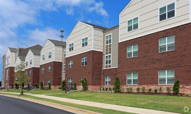 Lark Tuscaloosa Apartments - Tuscaloosa, AL | Apartments.com