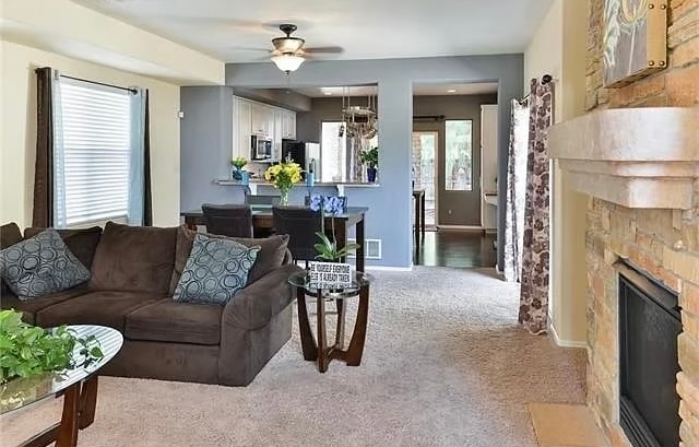 Foto del edificio - 6542 Shimmering Creek Dr