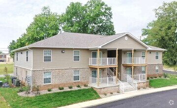Building Photo - 3305 Silverthorn Ln