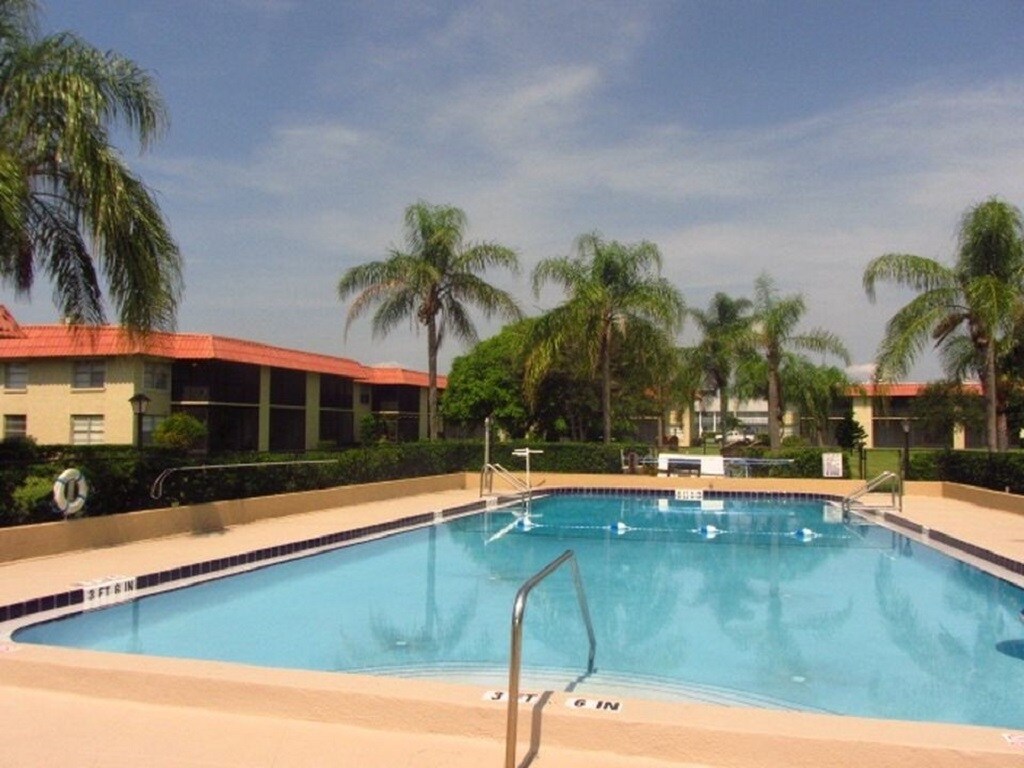 Primary Photo - 201 St Lucie Ln