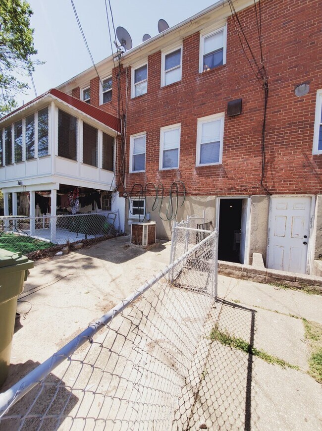 1005 Cameron Rd, Baltimore, MD 21212 House Rental in Baltimore, MD