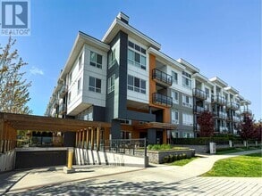 Building Photo - 4690-4690 Hawk Ln