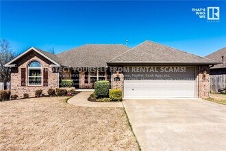 Building Photo - 3522 W Clearwood Dr