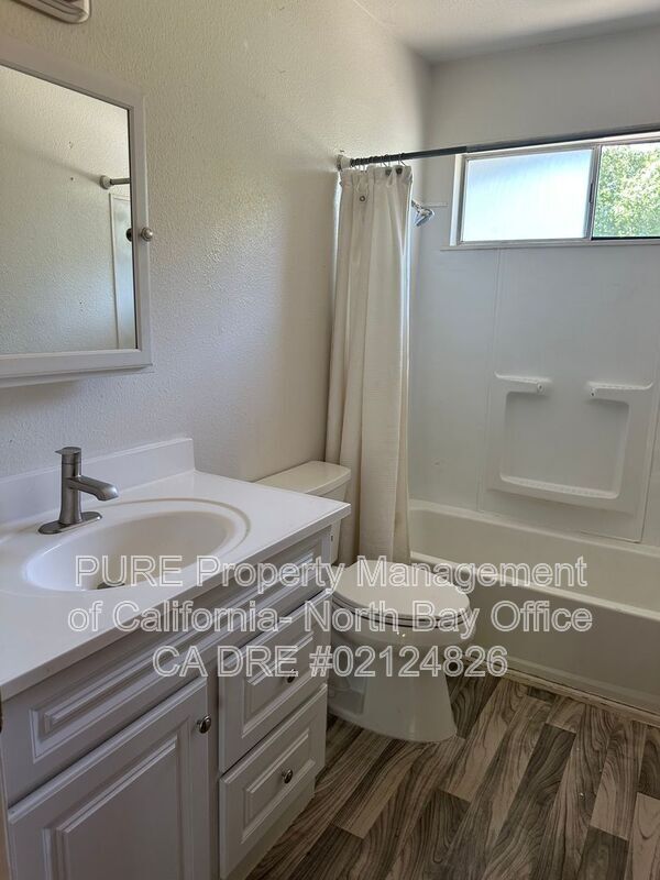 Foto del edificio - 370 El Rio Ct