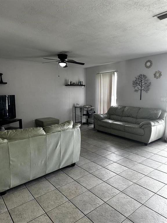 Building Photo - 1048 Wakefield Cir