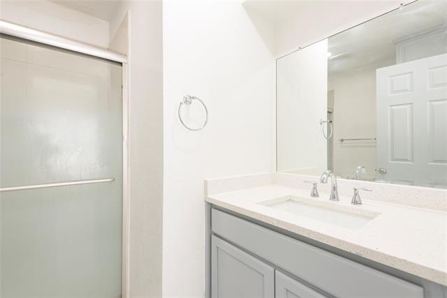 Foto del edificio - 4620 San Jacinto St