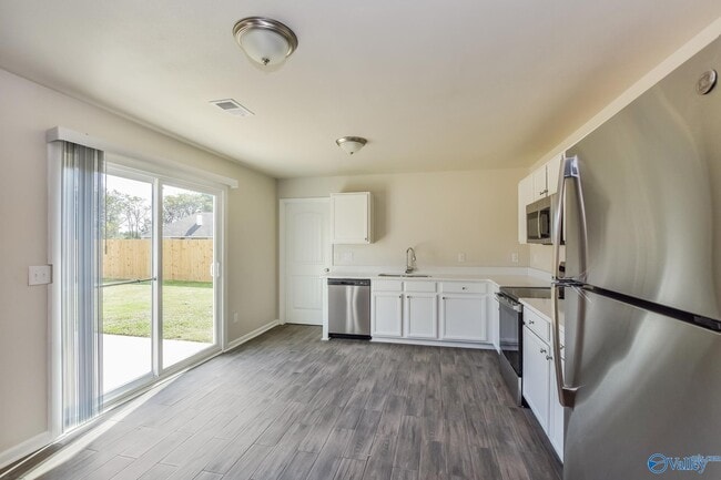 Foto del edificio - 123 Fire Fly Ln