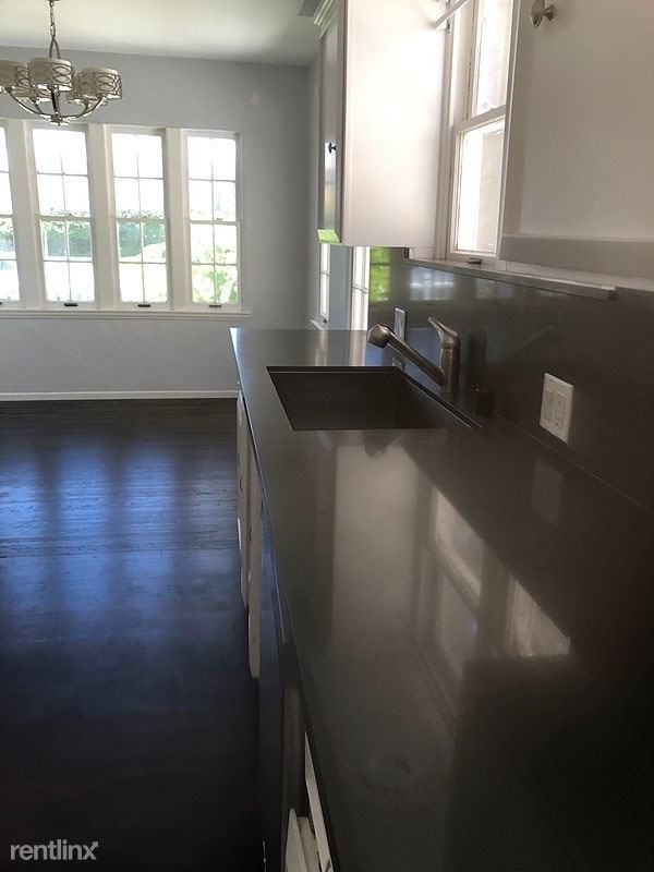 Building Photo - 2 br, 1 bath Apartment - 14408 Emelita Street