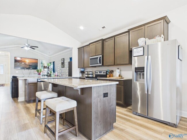 Foto del edificio - 8207 NW Stone Mill Dr
