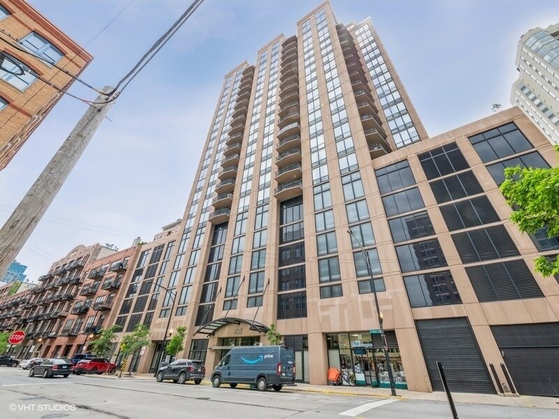 Primary Photo - 435 W Erie St