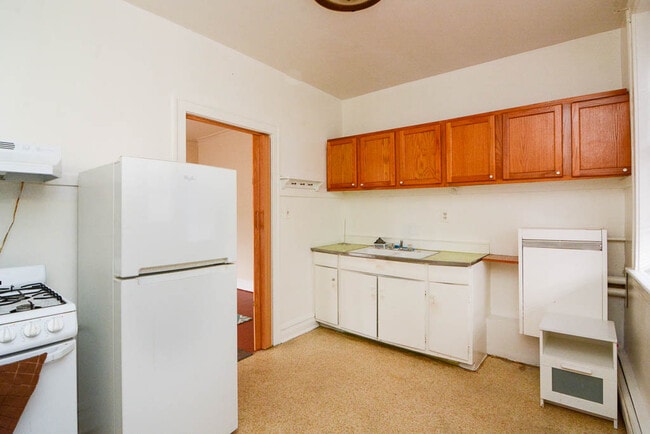 Building Photo - Appealing Studio, 1 Bath in Galewood (Gran...