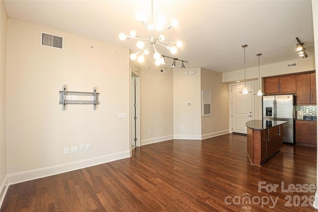 Building Photo - 4625 Piedmont Row Dr