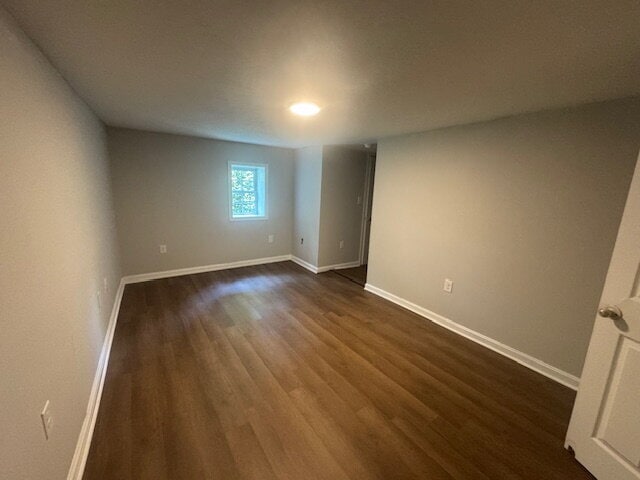 Building Photo - "Charming 2-Bed Haven on Stonewall Jackson...