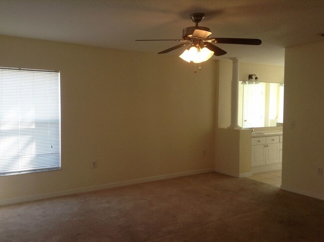 Foto del edificio - 2631 Emerald Lake Ct