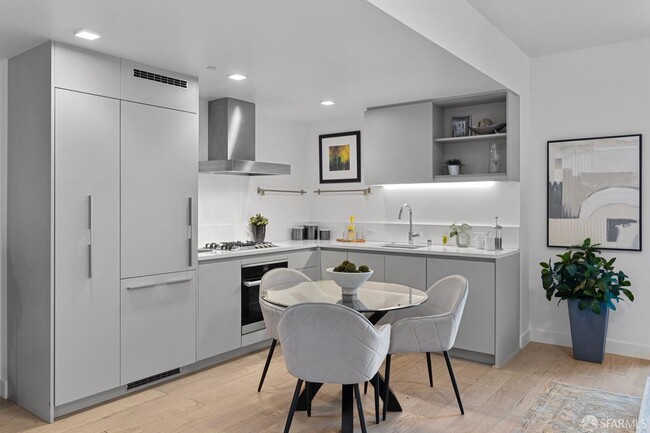 Foto del edificio - 1545 Pine St