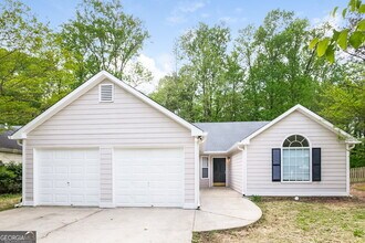 Building Photo - 4801 Lake Park Terrace