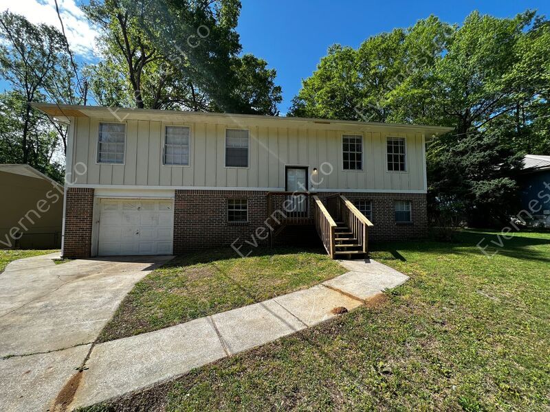 2212 Gaylewood Dr, Bessemer, AL 35022 House Rental in Bessemer, AL