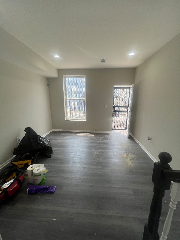 Building Photo - 503 N Glover St