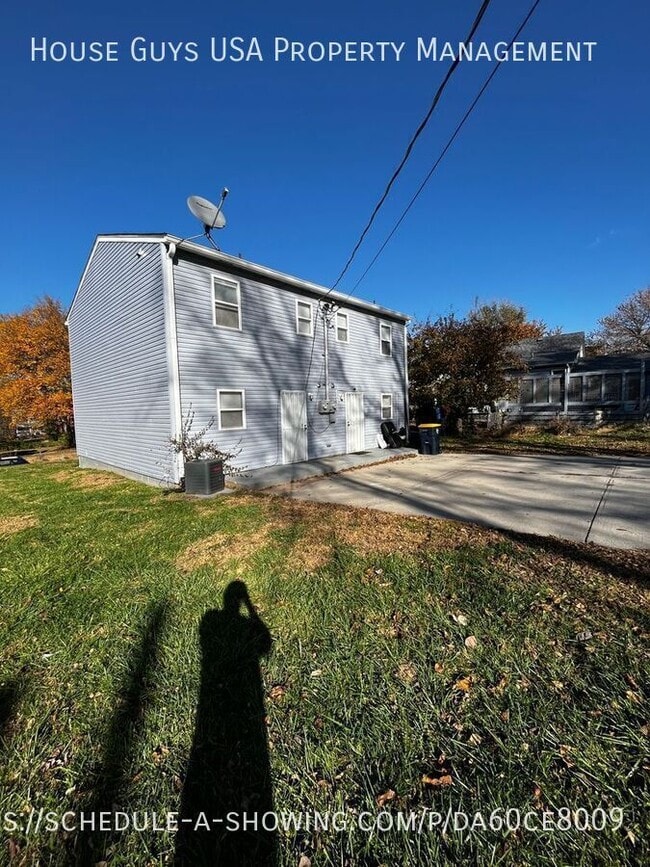 Foto del edificio - 3205 E 20th St