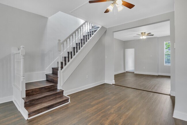 Building Photo - 1624 E 29th St