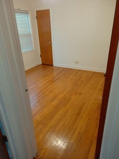Building Photo - 14520 S Edbrooke Ave