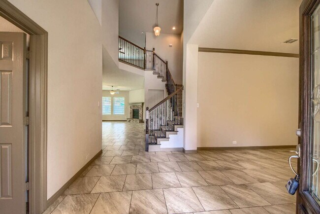 Foto del edificio - ****Go Big, Then Come Home to Comfort and Style!****