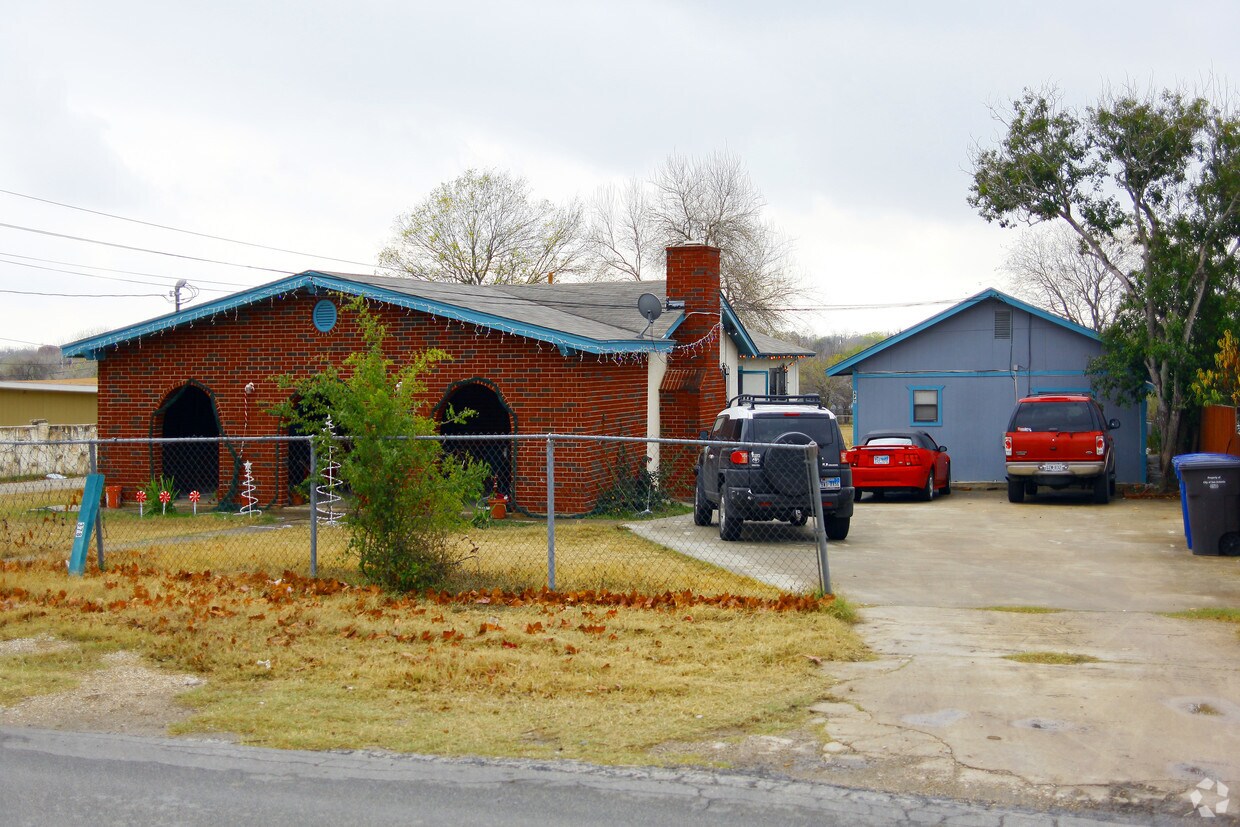 378 W Petaluma Blvd, San Antonio, TX 78221 Houses for Rent San