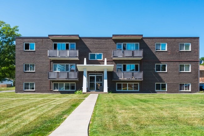 Building Photo - Ruscio Villa Apartments