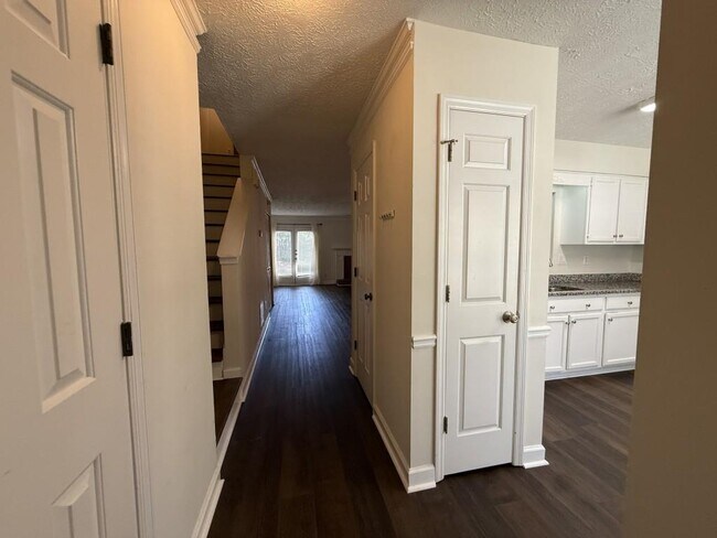 Foto del edificio - 2978 Lexington Trace Dr