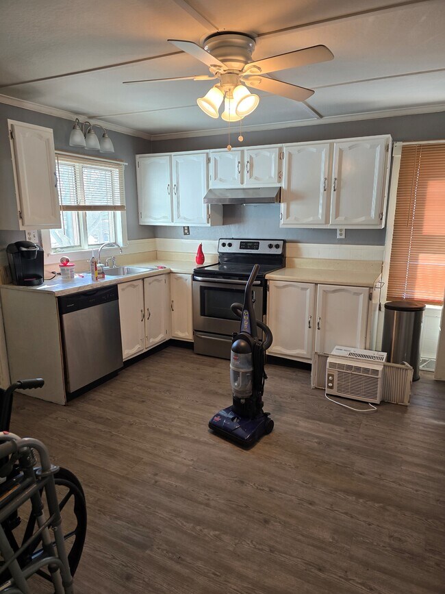 Cocina - 10 Forest St