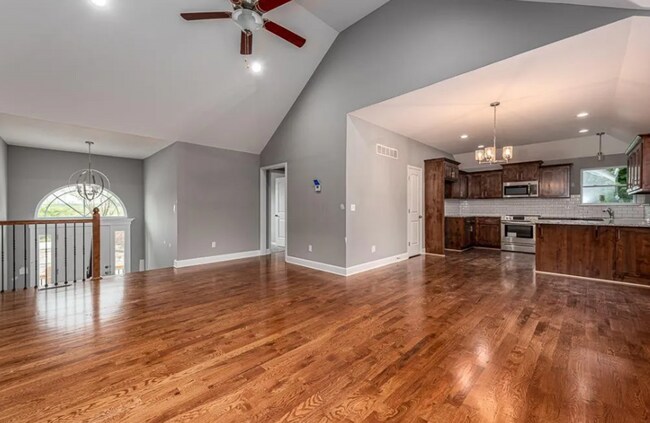 Foto del edificio - Don't miss out on this beautiful home!