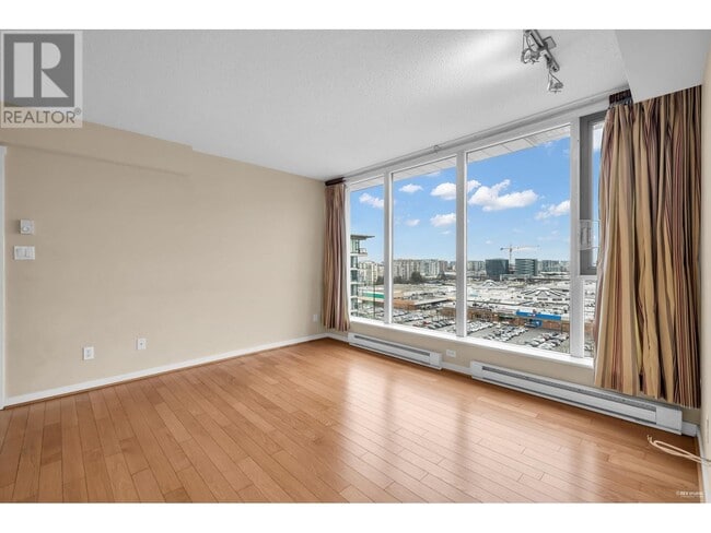 Building Photo - 5068-5068 Kwantlen St