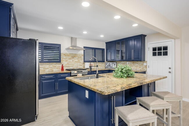 Foto del edificio - 903 W Missouri Ave