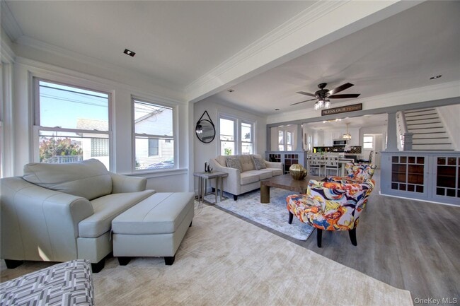 Building Photo - 16 Roosevelt Ave