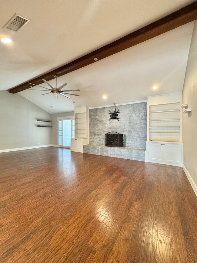 Foto del edificio - AVAILABLE NOW!!! 3 Bedroom Home in Southland!!