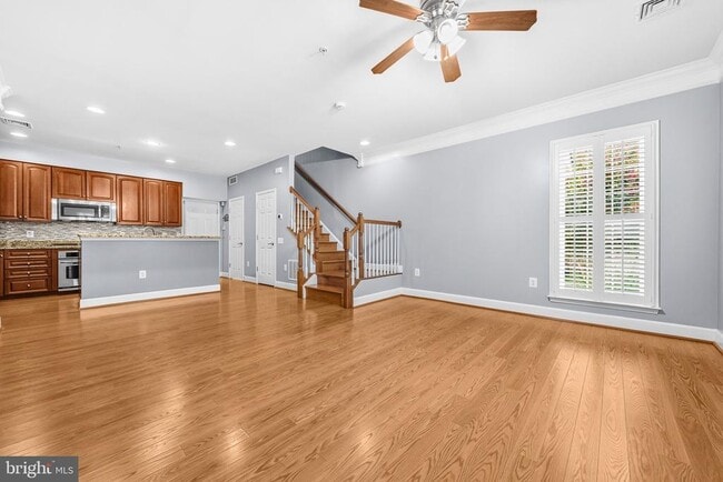 Building Photo - 2392 Brookmoor Ln