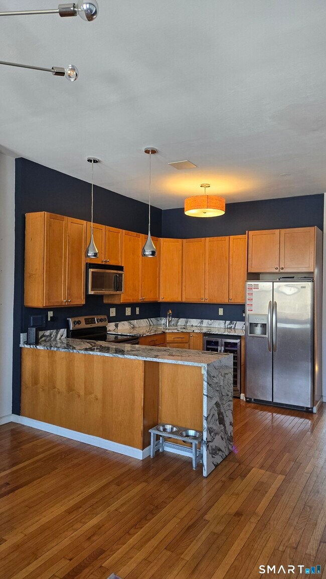 Foto del edificio - 556 Chapel St