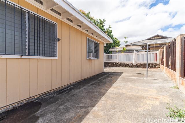 Building Photo - 932 Ala Kapua St