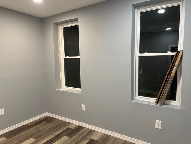 Foto del edificio - 1639 Darley Ave