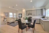 Foto principal - 1632 W Mission Blvd