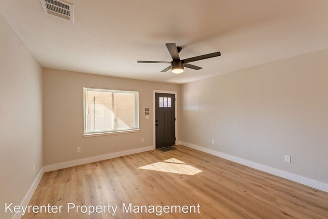 Foto del edificio - 2 br, 1 bath House - 4306 Shallowbrook Trl...