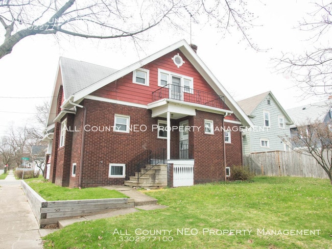 Building Photo - 1051 Berwin St