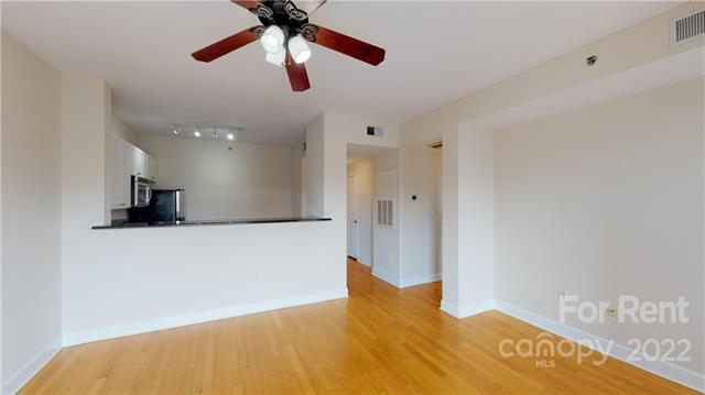 Foto del edificio - 1315 East Blvd