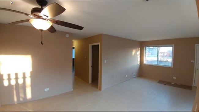 Building Photo - 1733 Queensbury Cir
