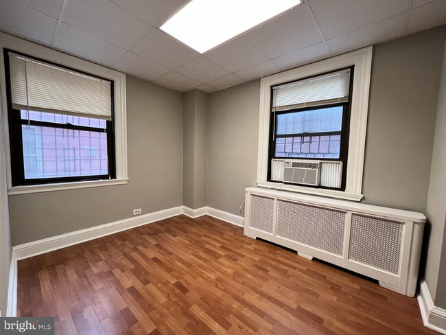 Foto del edificio - 2031 Locust St