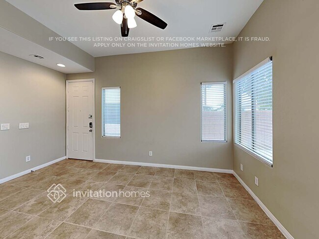 Foto del edificio - 320 Sweet Sugar Pine Dr