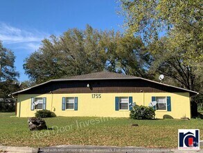 Building Photo - 1755 SW 108th Ln