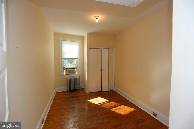 Foto del edificio - 730 St Johns Rd