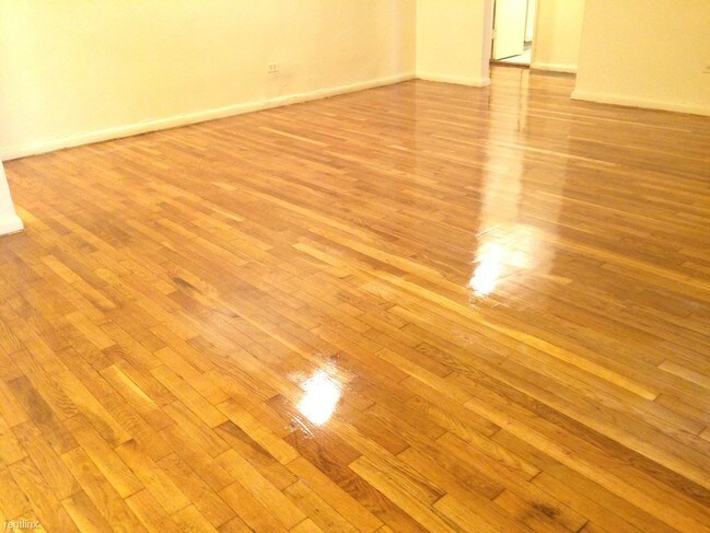 Foto del edificio - 1700 Albemarle Rd