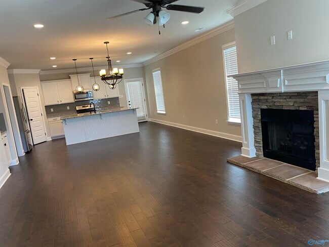 Foto del edificio - 3029 Peevey Creek Ln